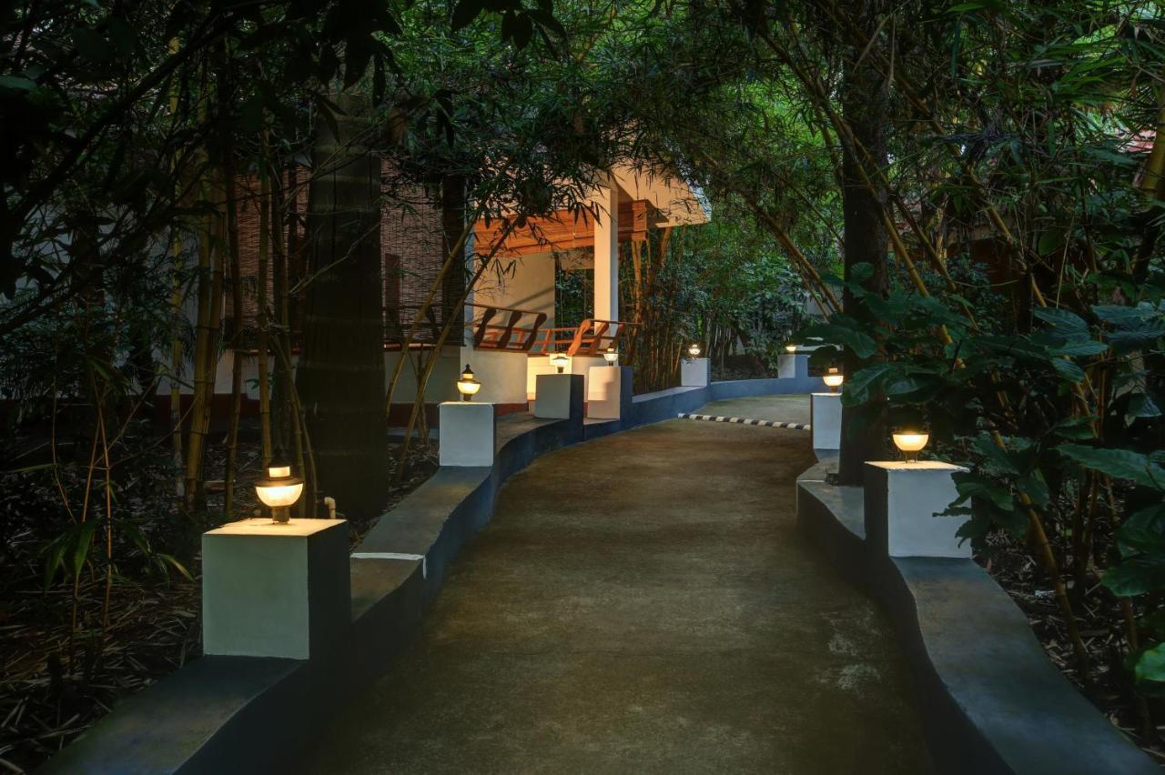 Gokulam Grand Resort & Spa, Coorg Кушалнаґар Екстер'єр фото